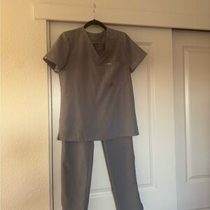 Figs Technical Collection Scrub Top in Gray